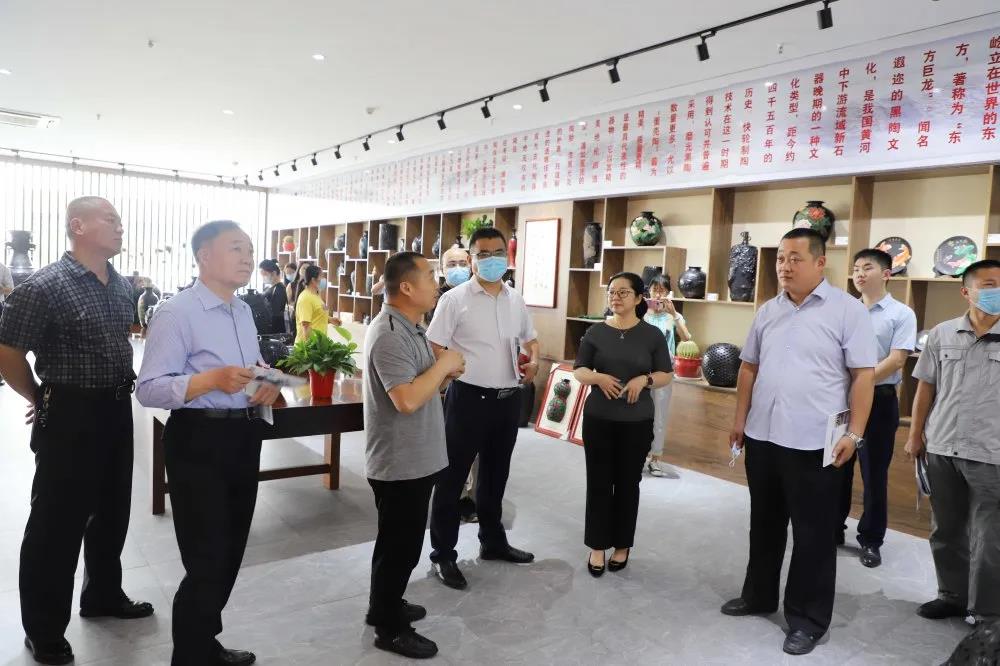 黨建聯(lián)盟聚合力 同心互聯(lián)促發(fā)展 ——濟(jì)北開發(fā)區(qū)服務(wù)類黨建聯(lián)盟企業(yè)見面會在長田實業(yè)舉行