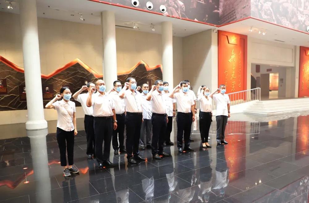 錘煉黨性踐初心 獻(xiàn)禮建黨99周年 —長田實業(yè)黨支部開展系列慶?；顒?/></p><p style=